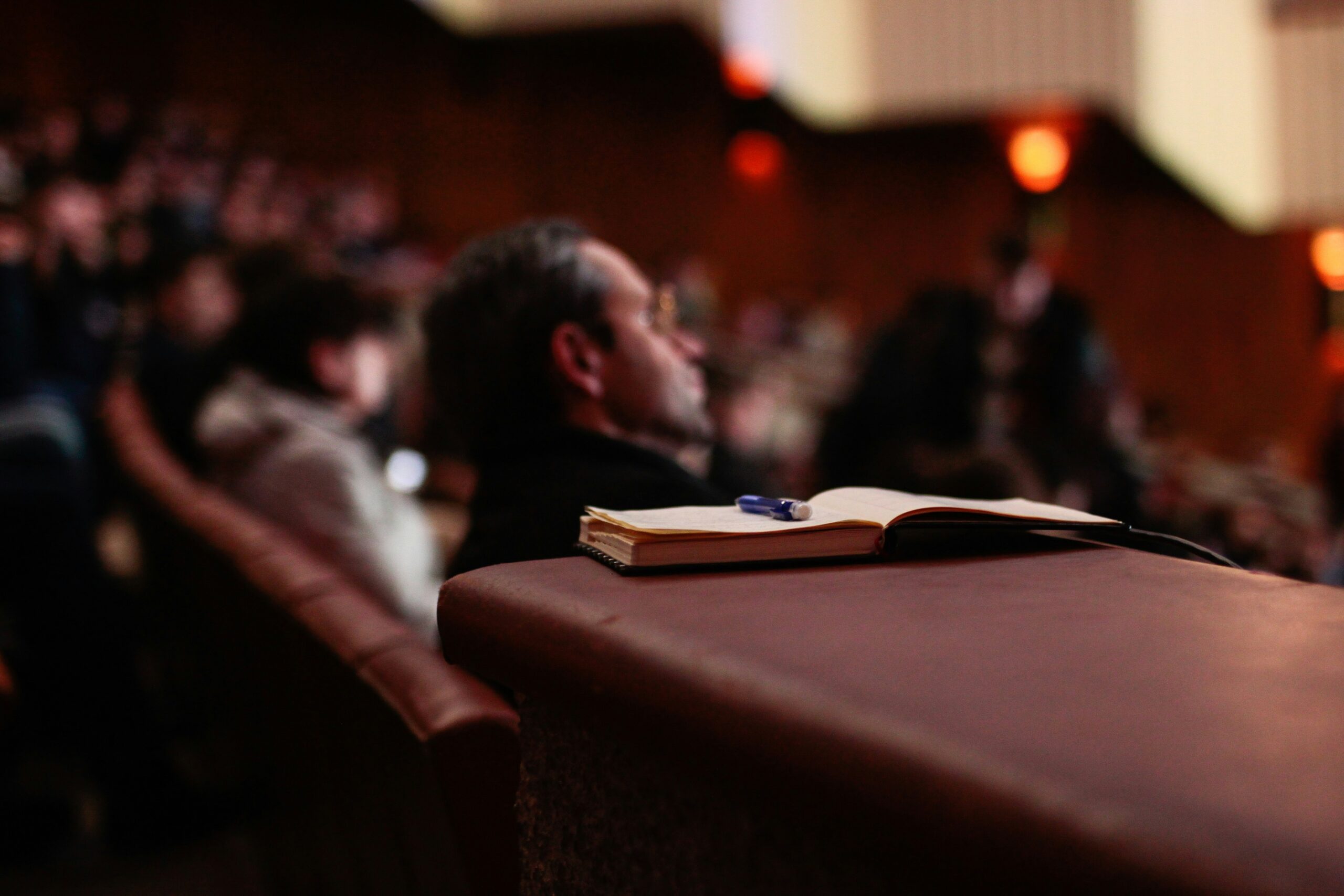 Four Questions Every Sermon Must Answer: A Guide to Dialogical Preaching By Justin Thomas