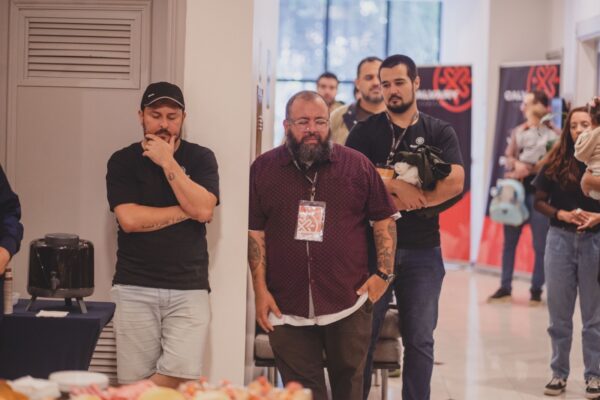 9dfd03bb-d64e-40dc-95c3-f09e821bdc53