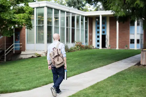 A student walking through Western Seminary’s Portland campus